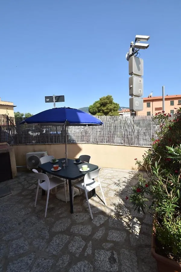 Monolocale Violetta - Spazio Esterno Privato E Aria Condizionata Marina di Campo