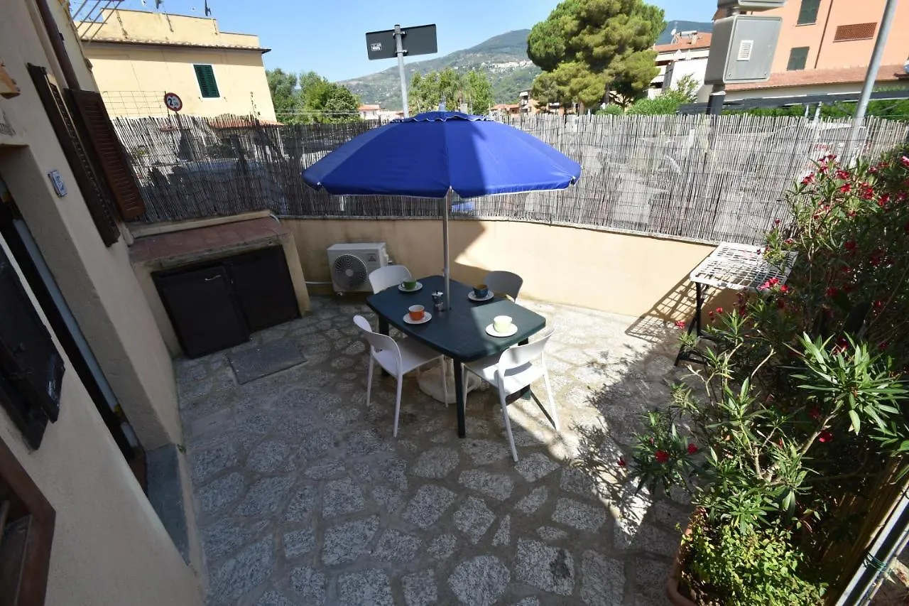 Monolocale Violetta - Spazio Esterno Privato E Aria Condizionata Marina di Campo
